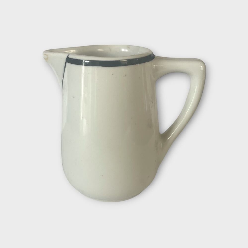 Vintage Mayer China Small pitcher | creamer | syrup | Made in the USA | No flaws